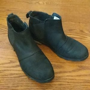 Sorel Women boots casual size 7.5 waterproof
